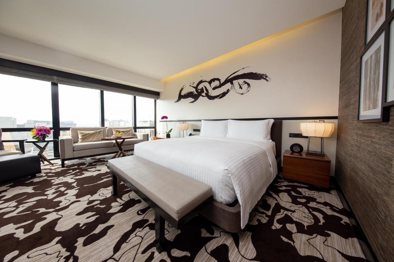 Of Dreams - Nuewa Manila 5*