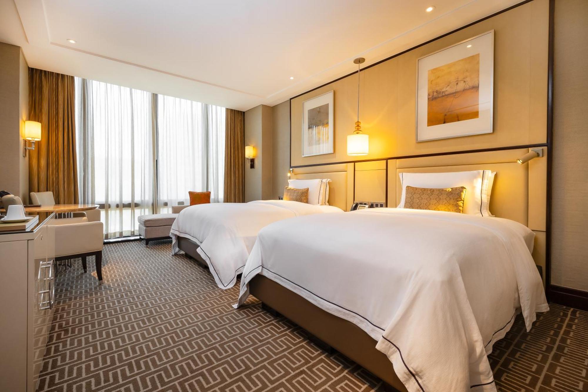 Of Dreams - Nuewa Manila Hotel Paranaque City
